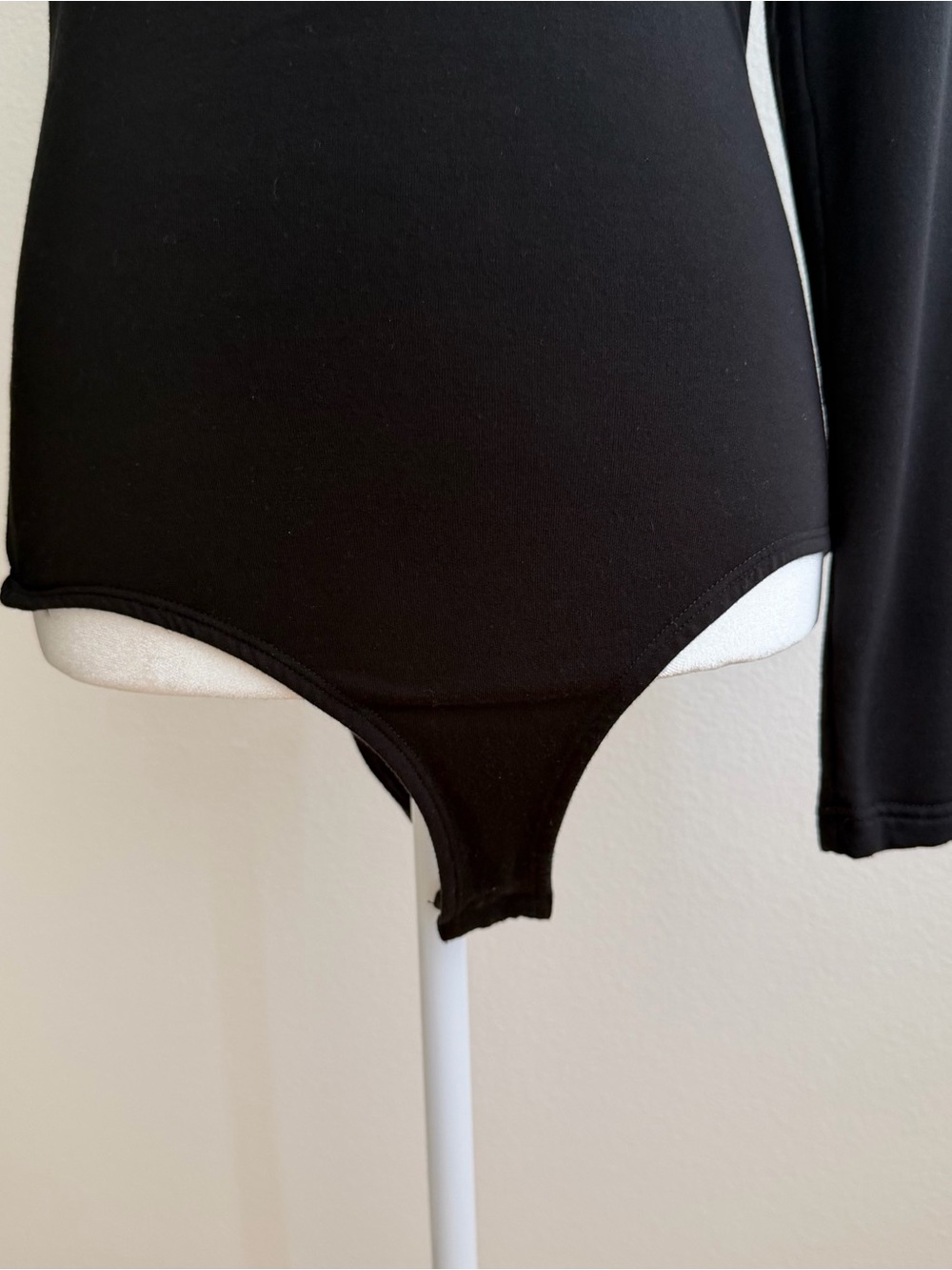 JLUXLABEL Black Long Sleeve Crew Neck Bodysuit - Size Large - Picture 3 of 4
